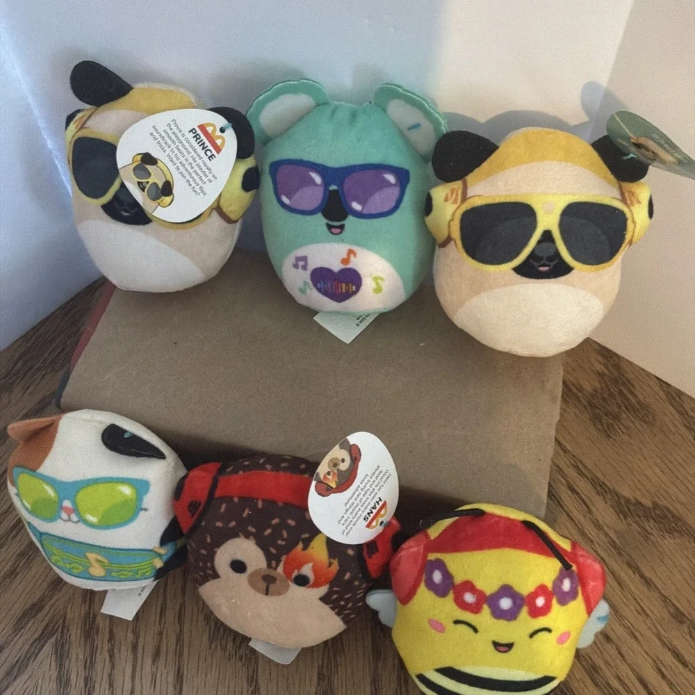 Lot McDonald‎ Squishmellow 6